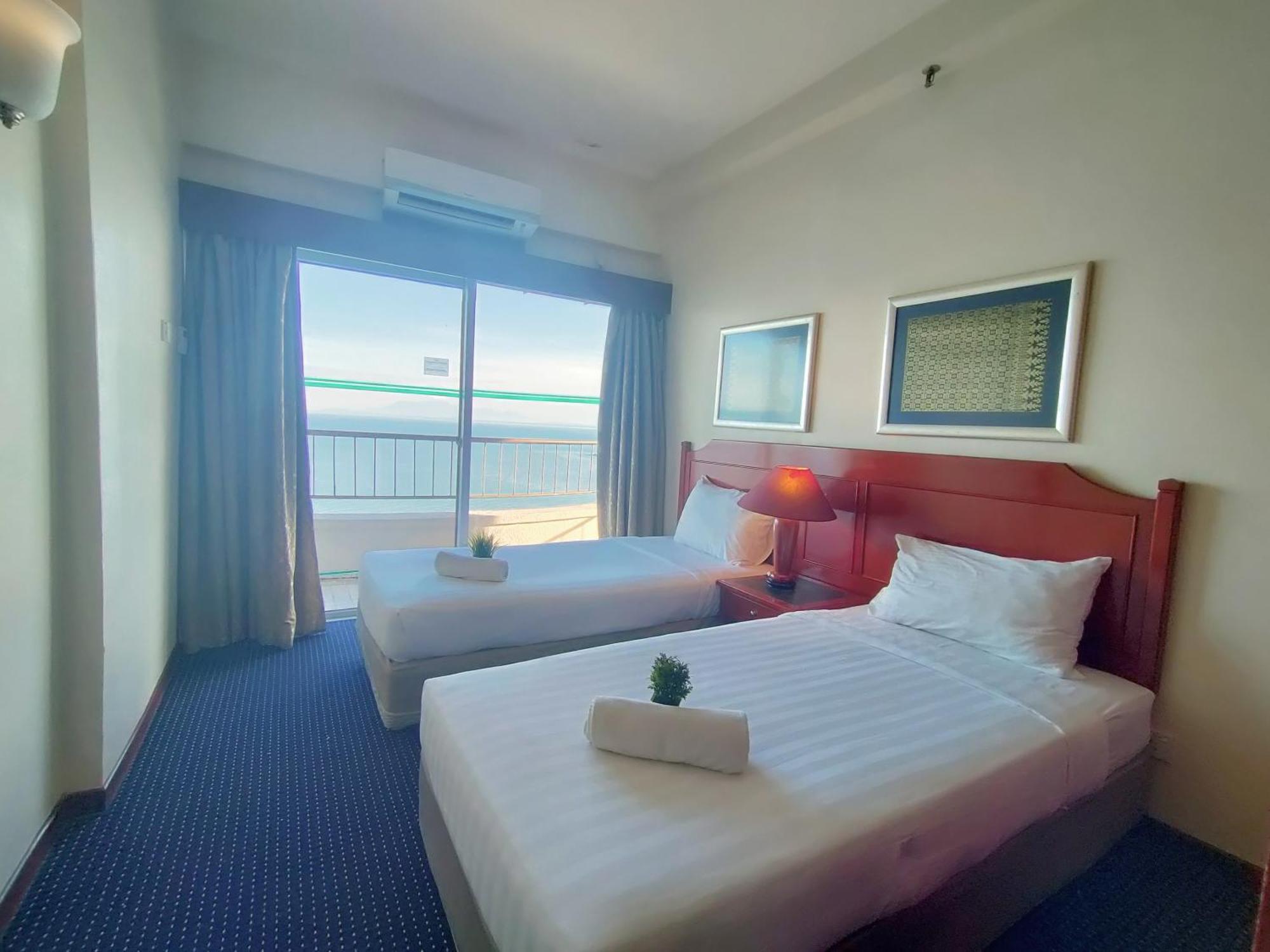 טנג'ונג בונגא Rainbow Paradise At Tanjung Bungah מראה חיצוני תמונה